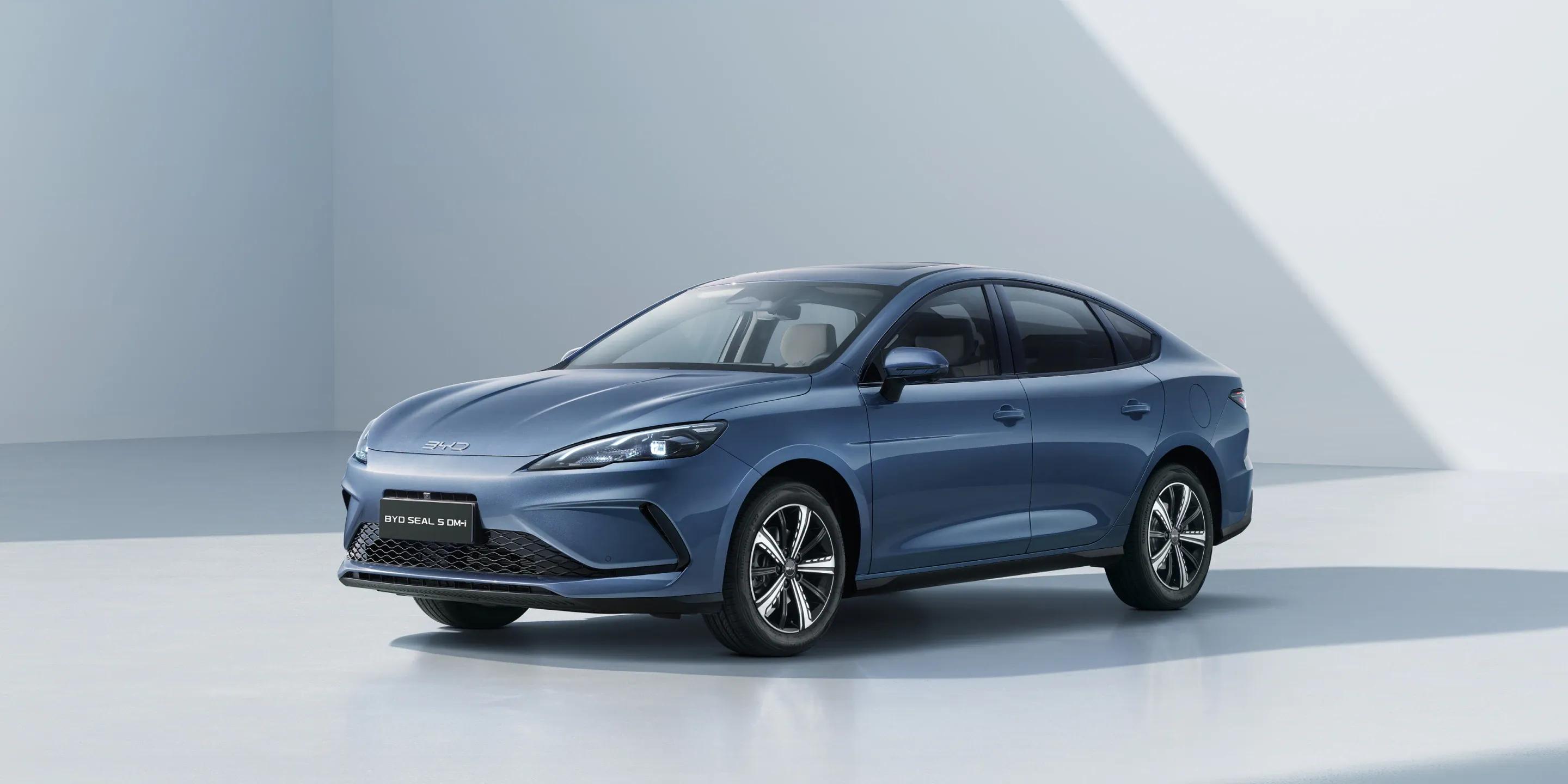BYD Seal 05 DM I — купить электромобиль EV ASIA