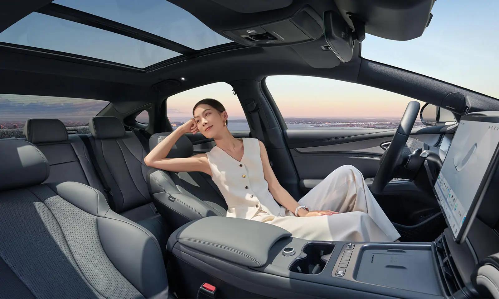 BYD Seal 07 DM-i фото 17