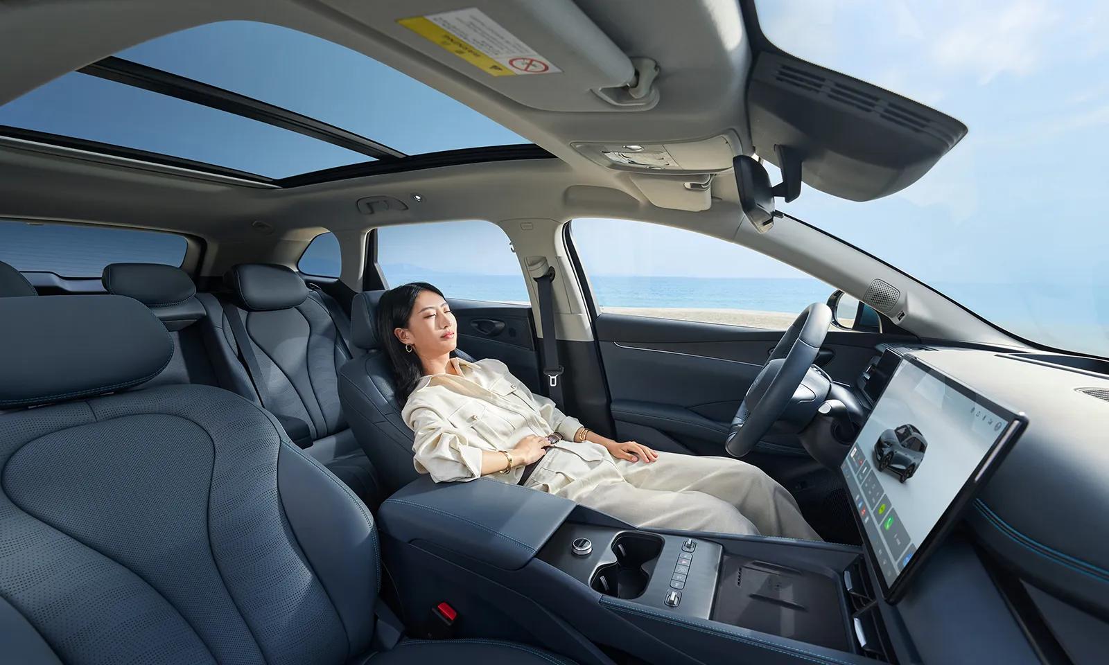BYD Seal 06 DM-i Touring фото 24