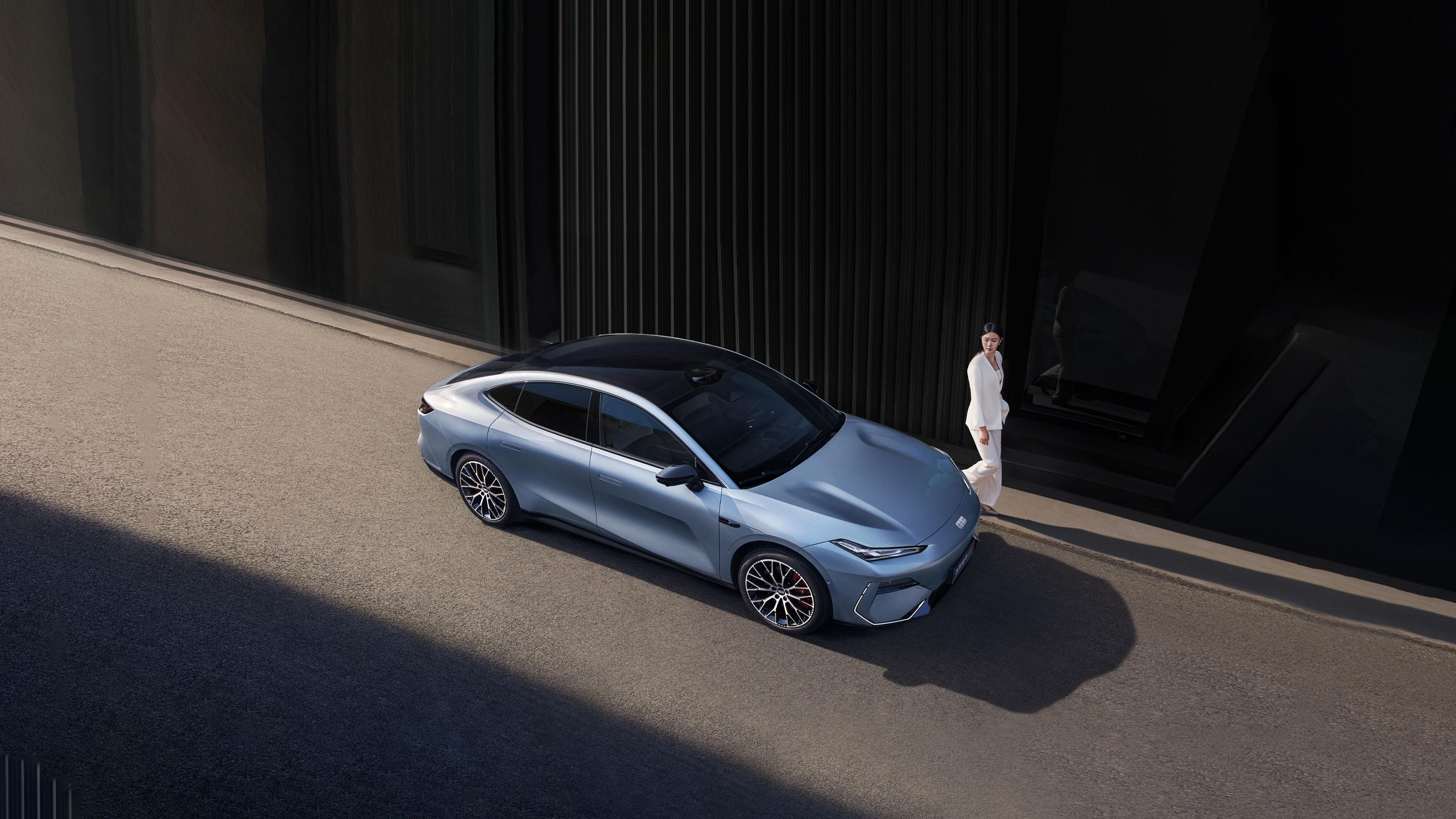 Geely Galaxy E8 фото 2