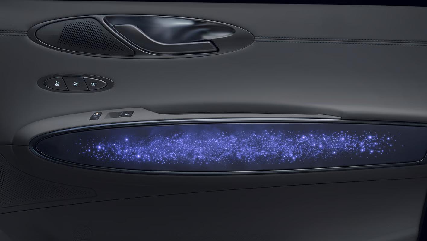 Genesis Electrified GV70 фото 12