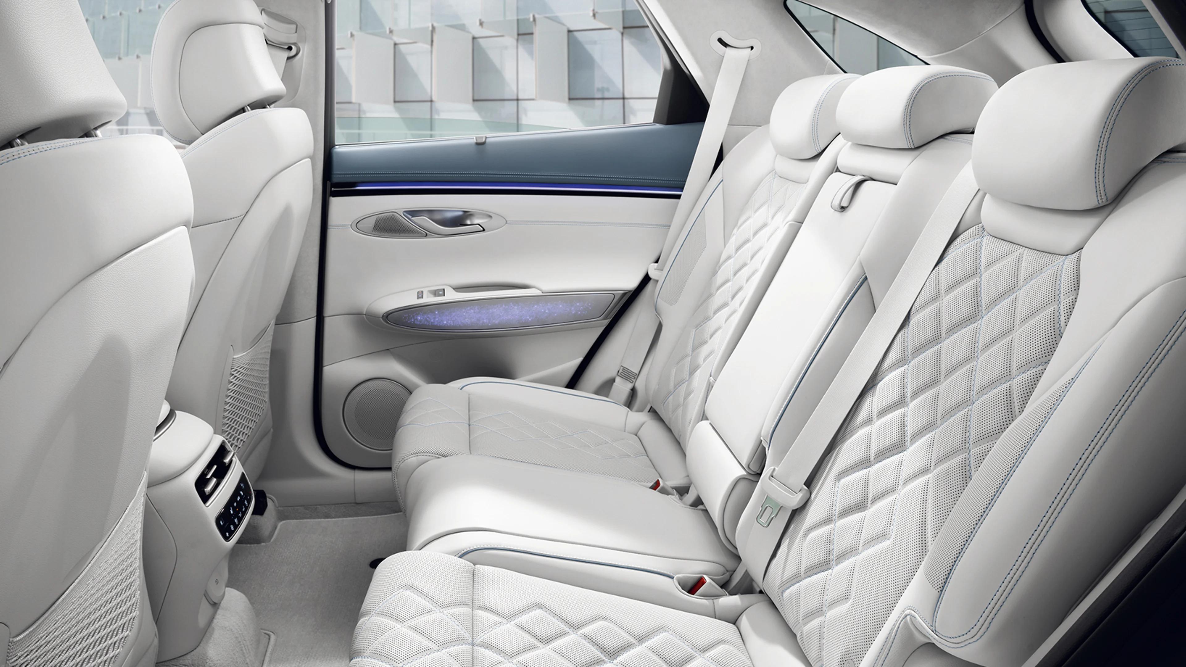 Genesis Electrified GV70 фото 8
