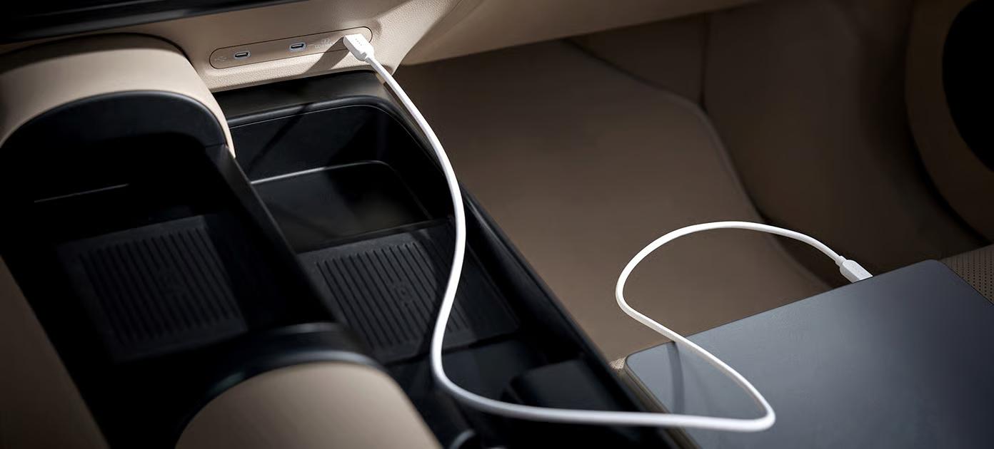 Hyundai Avante Hybrid фото 29