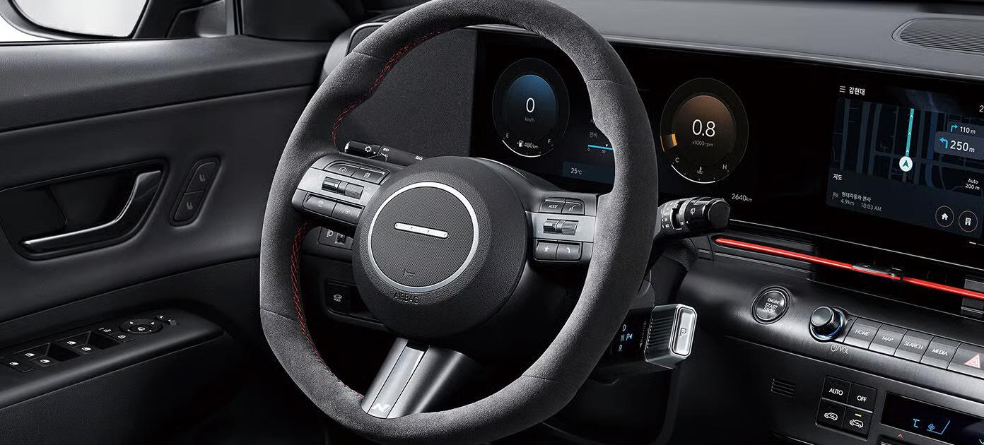 Hyundai Kona Hybrid фото 25