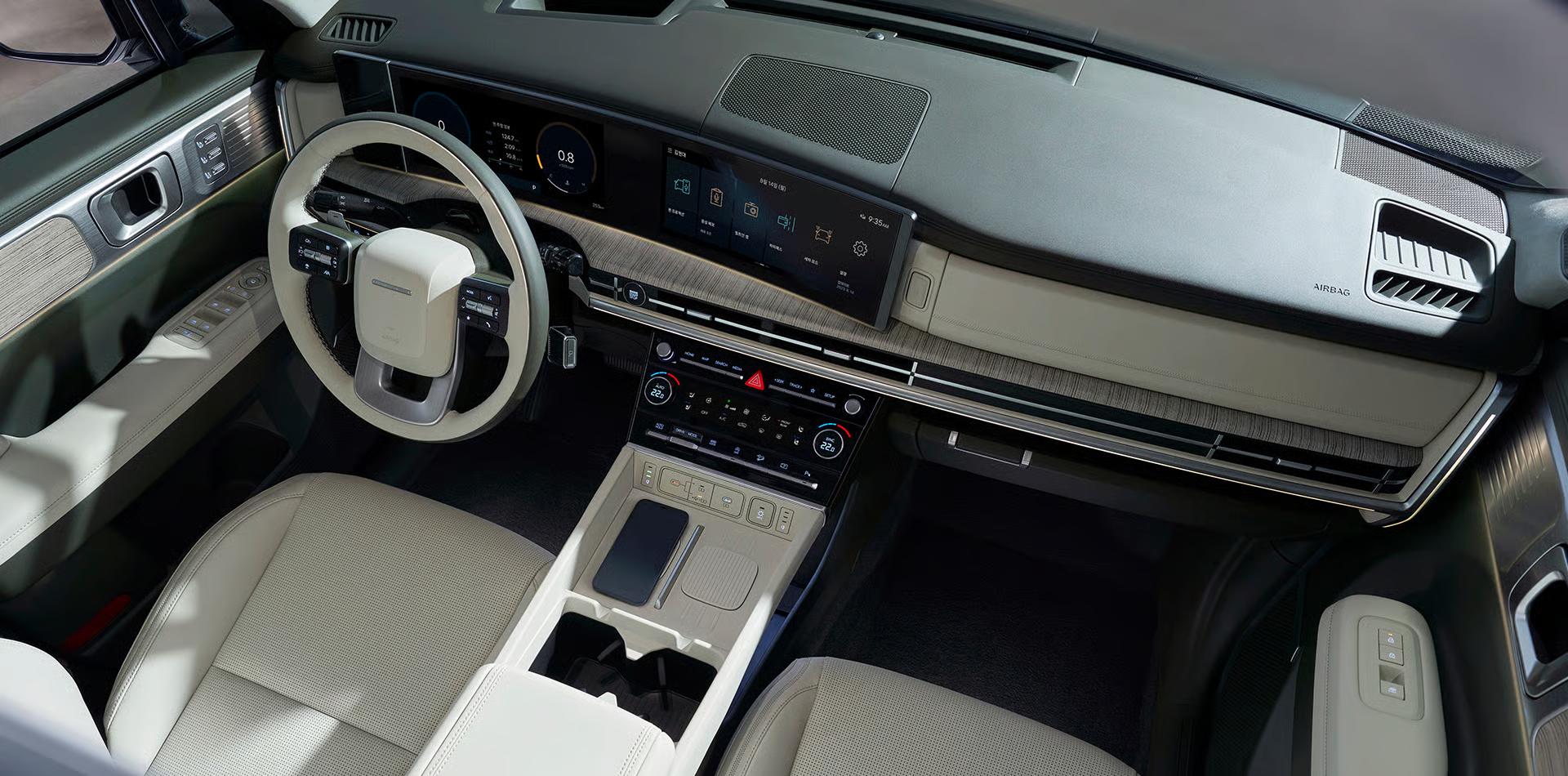 Hyundai Santa Fe Hybrid фото 2