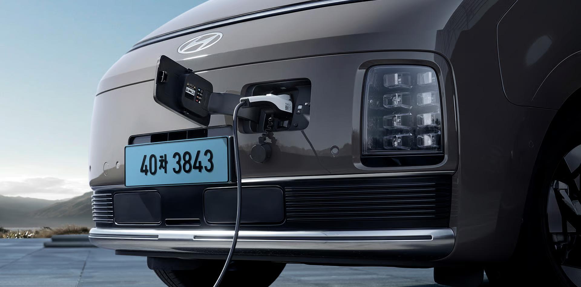Hyundai STARIA Electric фото 20