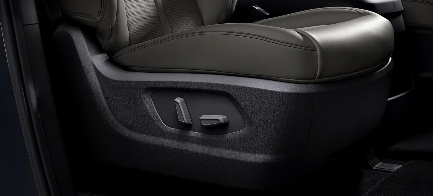 Hyundai STARIA Limousine Electric фото 31