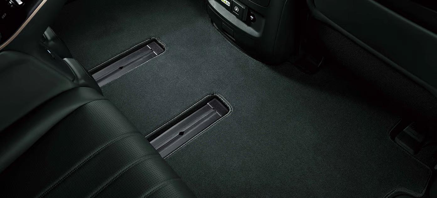 Hyundai STARIA Limousine Electric фото 36