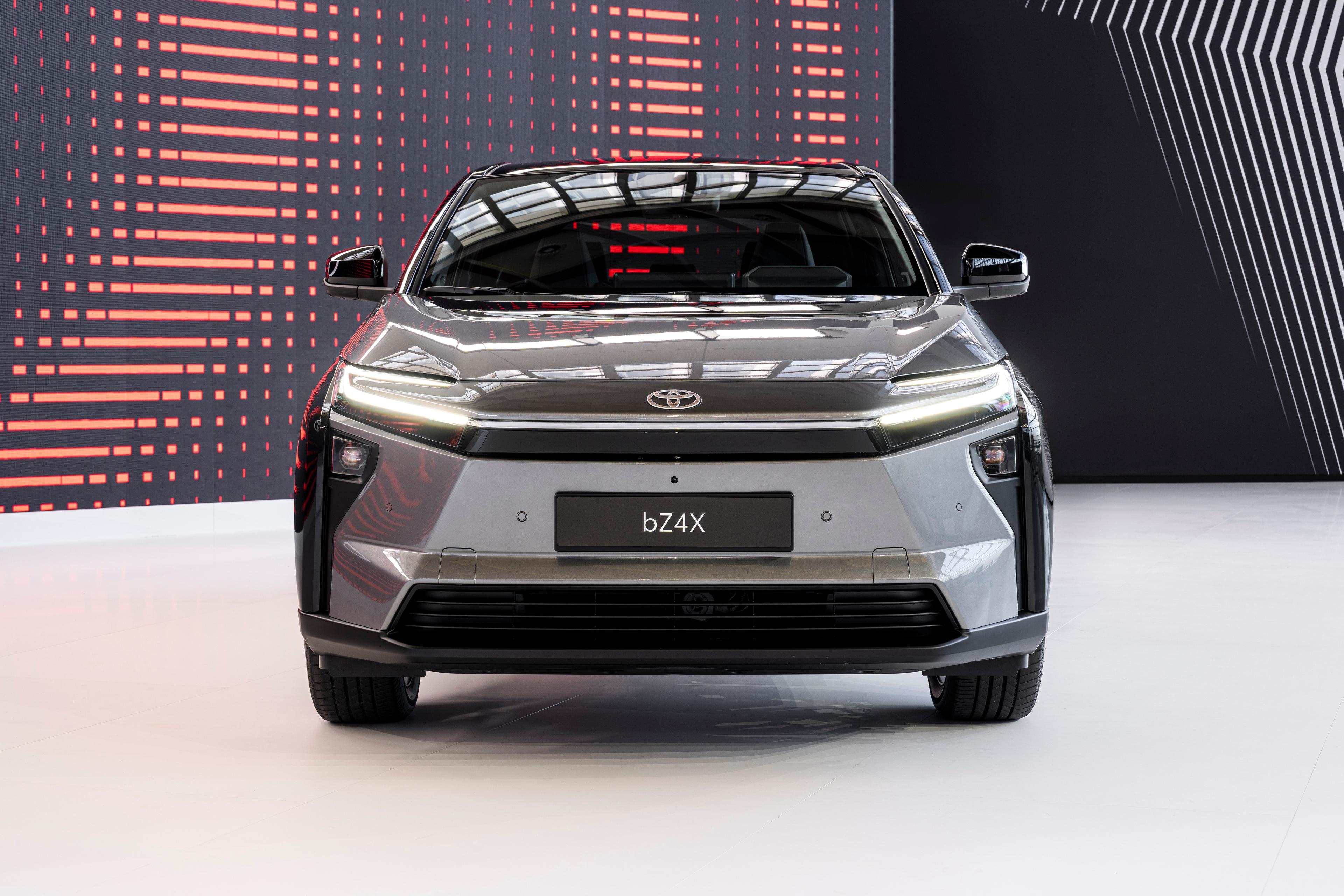 Toyota bZ4X фото 18