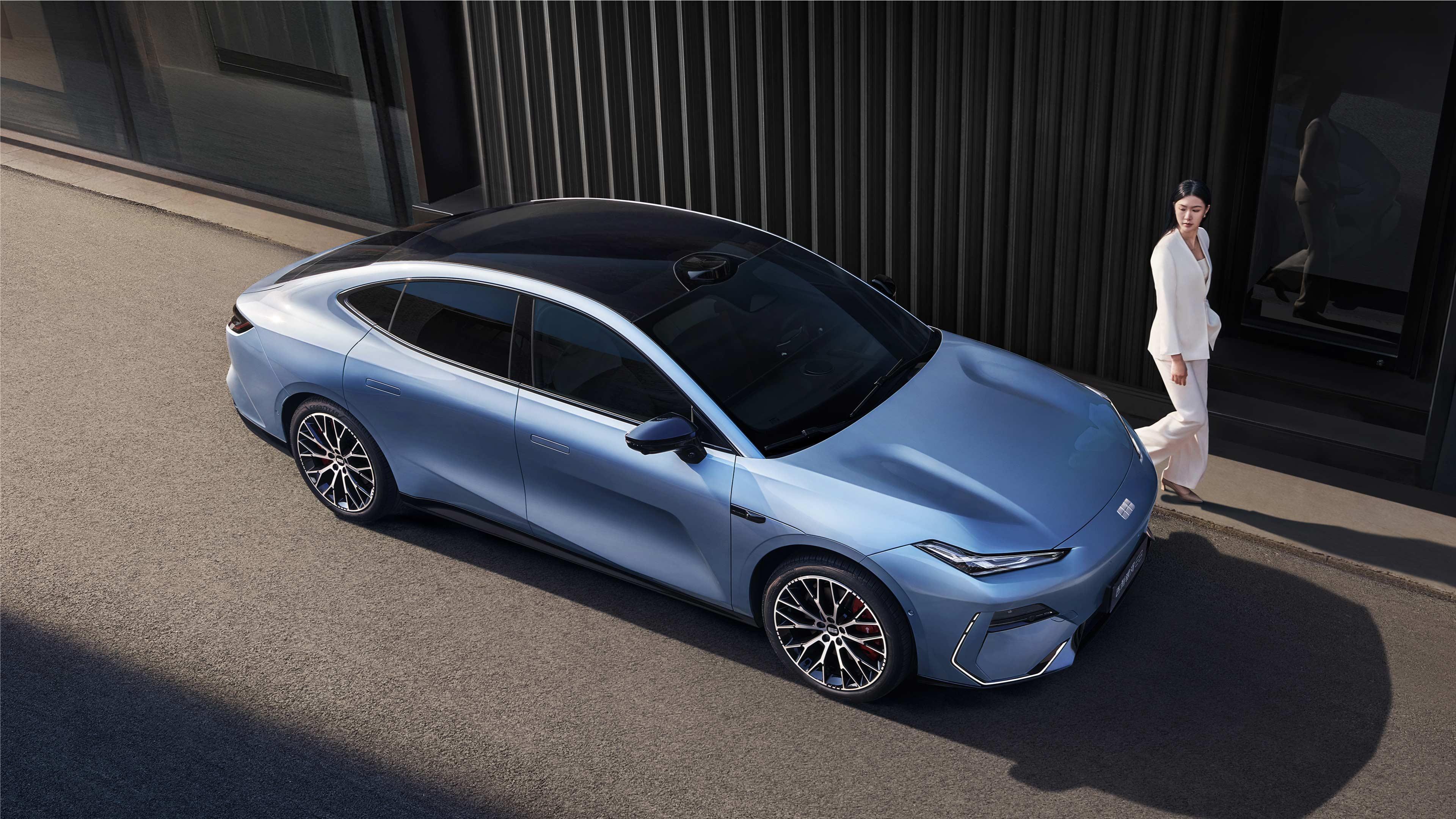 Geely Galaxy E8 — купить электромобиль EV ASIA